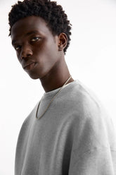 PULL&BEAR Basic Round Neck Sweatshirt - SMgarment's
